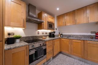 2BR Flat with Parking in London - Londres - 3