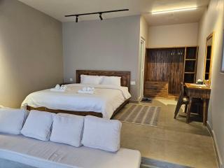 Hotel Blossom - Pokhara - 1