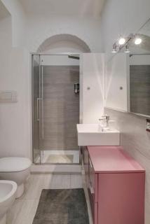 NoLo Design Apartment - with private car park - Milan - 9