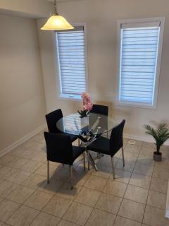 Glow Chambers at Thorold - Fonthill - 6