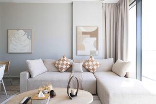 Cozy Boho Retreat One Bedroom Sanctuary - Dubai - 6