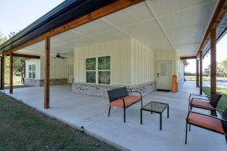 Unique Connected Two Side Home for Groups! - 2