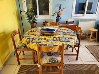 Award-winning 3-bedroom apartment near beach - 6