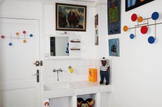 Une chambre et des tableaux - Dieppe - 1
