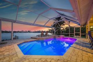 Luxurious Villa, Water Views, Heated Pool and Spa - Villa Lakeside Lookout - Roelens - Cape Coral - 0