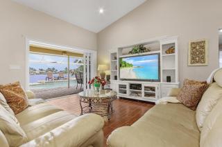 Luxurious Villa, Water Views, Heated Pool and Spa - Villa Lakeside Lookout - Roelens - Cape Coral - 2