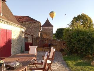 Les Terrasses du Carlat, Le Logis, Demeure raffinée, situation idéale Dordogne, vues, piscine - 4