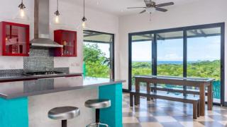 Huge 3-Bedroom Home with Pool - Santa Cruz - 6