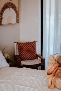 Galleon Beach 1 Bedroom Cottages - Clarence House - 2