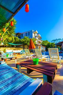 TUTHALİYA HOTEL - Gelemiş - 9