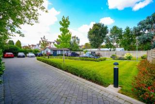 172 - 174 Wood Lane - Ground floor Two bedroom Apartment with Garden - Heston - 7