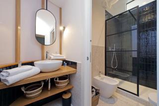 Modern Family Apartment - Rome - 9