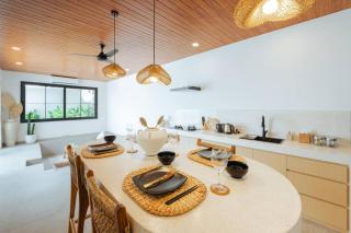 Villa Paradiso Luxe 2BR Villa in Canggu - Modern & Stylish - 3