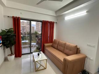 Skye Private 1Bhk in Amanora Park Town with WiFi AC Smart TV Washing Machine - Pune - 3