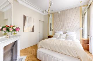 Artistic Luxury 3-Bedroom Apartment - Champs-Élysées - 3