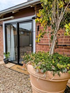 Tony's Tiny Home - Griffith - 2
