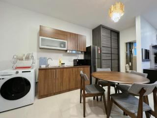 Kuching Cozy Comfort 03 - Riverine Diamond Kuching 5 Pax - Kuching - 1