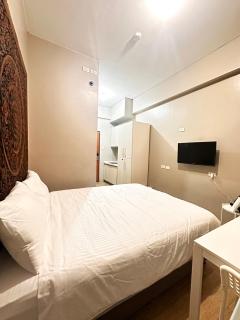 S&Rs Place Space taft condominium - Manille - 2