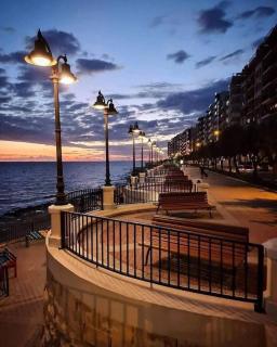 Room in Beautiful, Spacious Maltese Maisonette - St Julian's - 1