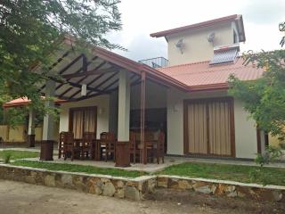 The Forest Chalet - Tissamaharama - 2