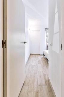 2-Bedroom Beach Escape - - 2