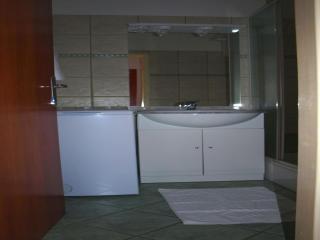 Apartments Mia - Postira - 3