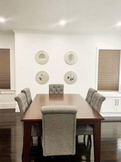 Comfort and Location! - Medford - 6