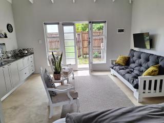 Walmer Fig Tree Lane - Gqeberha - 6