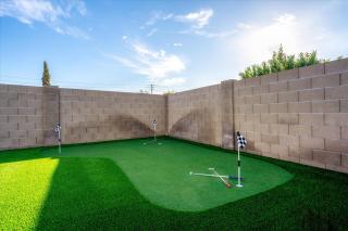 Heated Pool~Basketball Court~Putt Putt~Bocce Ball - Phoenix - 3