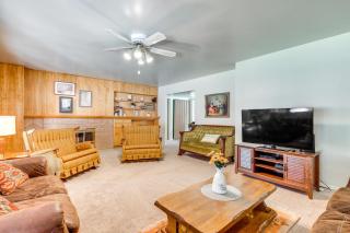 27 Mi to Zion Home with Backyard in Cedar City! - 8