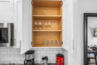Tastefully Spacious Condo Right Outside of NYC - Jersey City - 6
