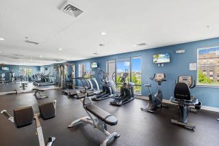Family Friendly Deluxe 2 Bedroom Condo Only 25 mins to Soho - Jersey City - 6