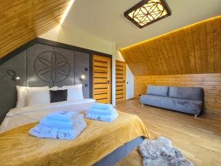 LK Mountain Residence segmenty z prywatnym jacuzzi i widokami na góry i jezioro - 3