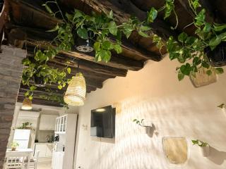 Kalma - at the picturesque Via Stretta - 9