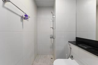 Apartment in business bay with stunning views of Burj Khalifa & canal - Dubai - 2