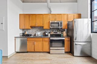 306-Urban Blissful Oasis Close to DT Parking - 1