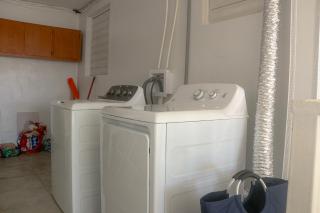 Cozy 4 Guest Apt with Air Conditioning, Free Parking & Wi-Fi - Carolina - 1