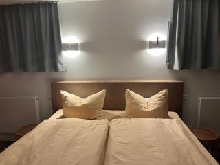 Haus Pia Executive Suites - Friedrichshafen - 8