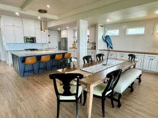 Luxury Lake Front Retreat on Cedar Creek Lake - Trinidad - 5