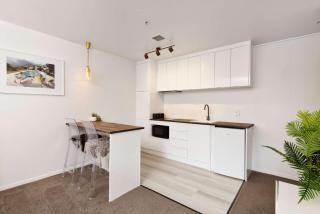 Oceanside Cosy Corner - 5