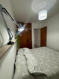 Hermoso Departamento en el corazón del centro santiagueño a 100 metros de la plaza principal, con estacionamiento privado - Santiago del Estero - 2