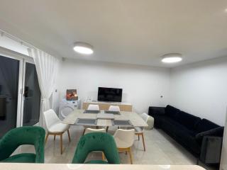 Surbiton House for 6, Near Station & Free Parking - Surbiton - 6