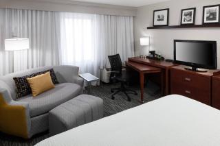 Courtyard by Marriott Waco - Waco - 3