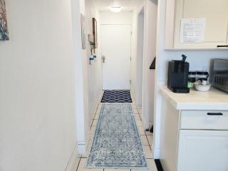 Beachside Bliss Ocean Views & Endless Fun Daytona Beach! - Daytona Beach - 2