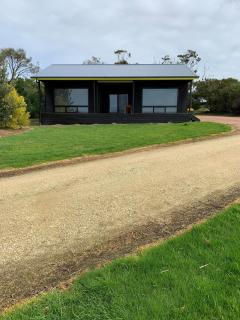 Black Cockatoo Cottages - Yanakie - 9