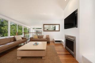 Iconic Noosa Beach House in McAnally Drive Sunshine Beach - Sunshine Beach - 9