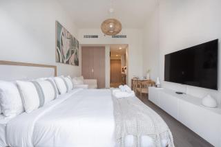 Vibrant Studio at Azizi Riviera in Maydan One, Near Burj Khalifa - Dubai - 3