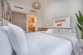 Vibrant Studio at Azizi Riviera in Maydan One, Near Burj Khalifa - Dubai - 1