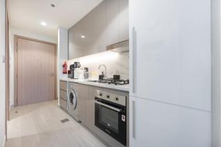 Vibrant Studio at Azizi Riviera in Maydan One, Near Burj Khalifa - Dubai - 9