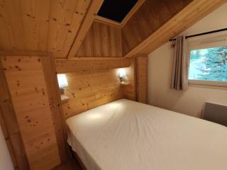 Appartement skis aux pieds 7 pers. centre Méribel, rénové, balcon, 3 chambres, cheminée - FR-1-411-953 - 8